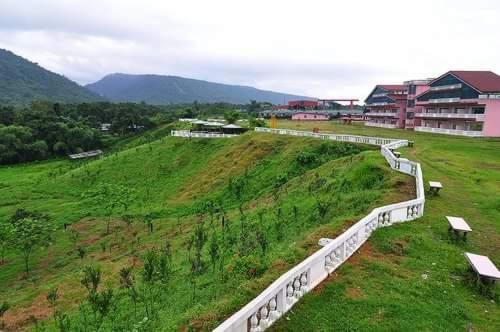 Jaintia Hill Resort Latu Buitenkant foto